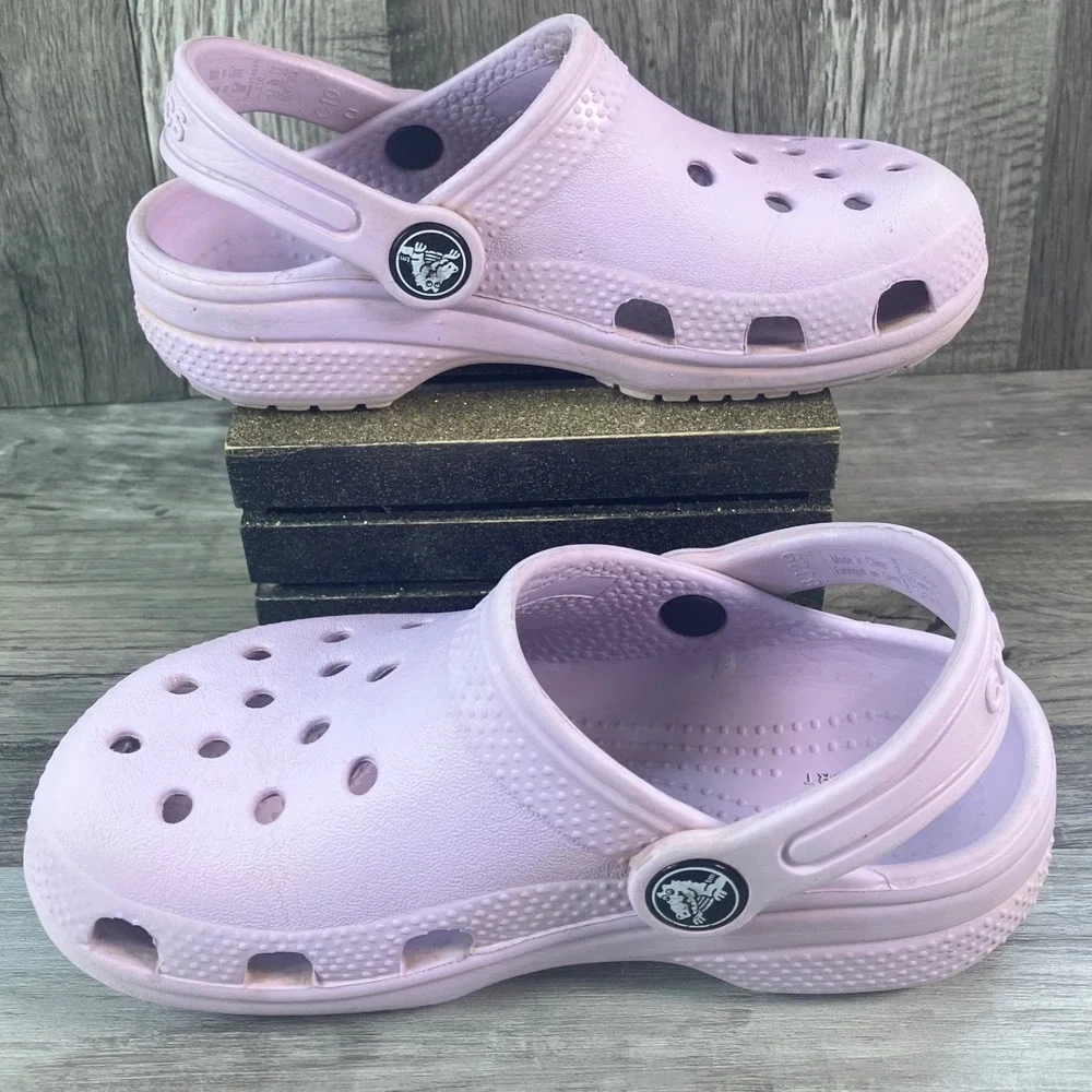 Crocs Classic Clog Kids Size C10 Lavender Purple Slip On Water Shoes 10126